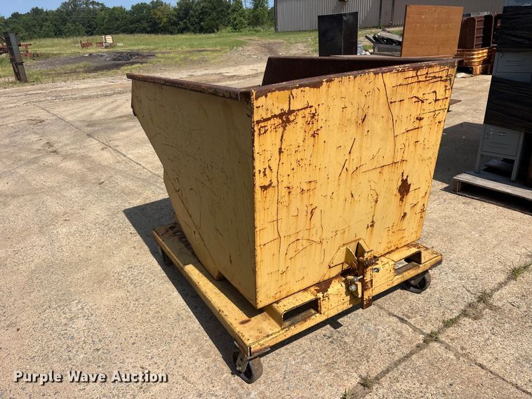 image for item ET0097 (2) self-dumping hoppers