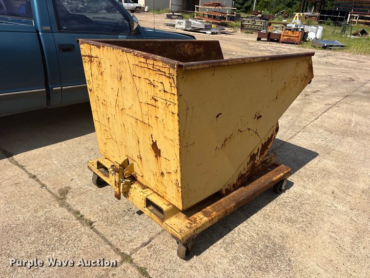 image for item ET0097 (2) self-dumping hoppers