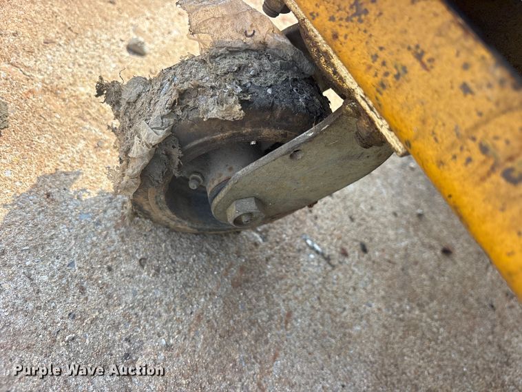 image for item ET0097 (2) self-dumping hoppers