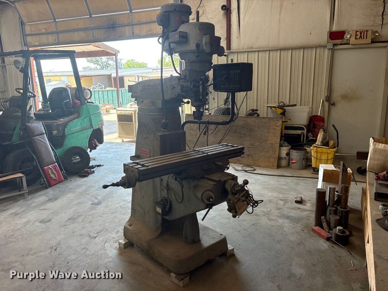 image for item ET0098 Bridgeport Series I 2HP milling machine