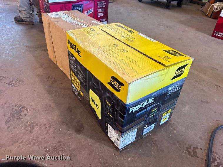 image for item ET0109 Rogue EM140 welder