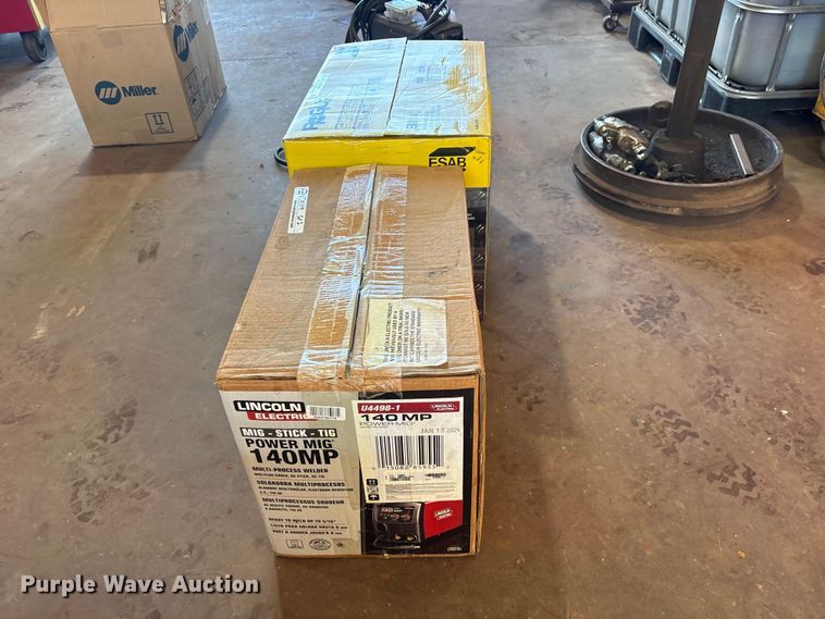 image for item ET0109 Rogue EM140 welder