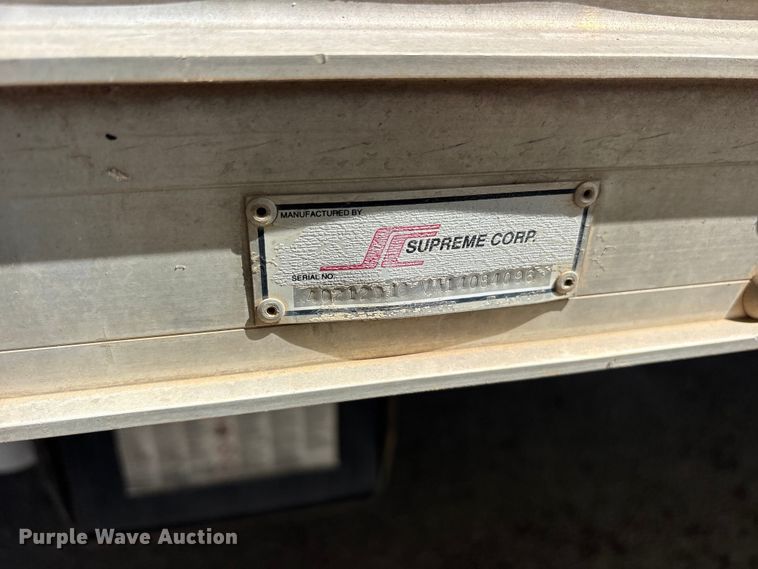 image for item ET0120 2005 Isuzu NPR box truck