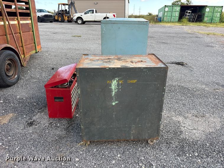 image for item ET0122 Toolboxes