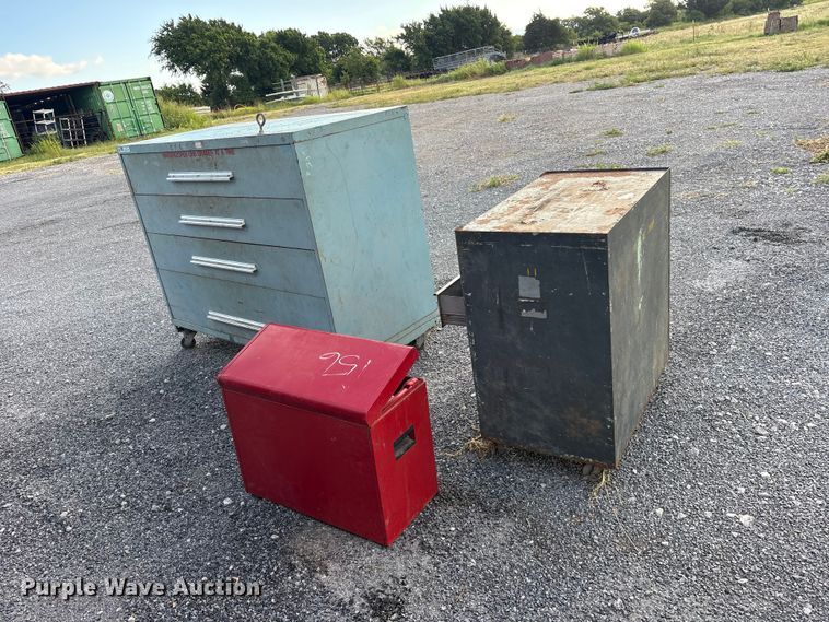 image for item ET0122 Toolboxes