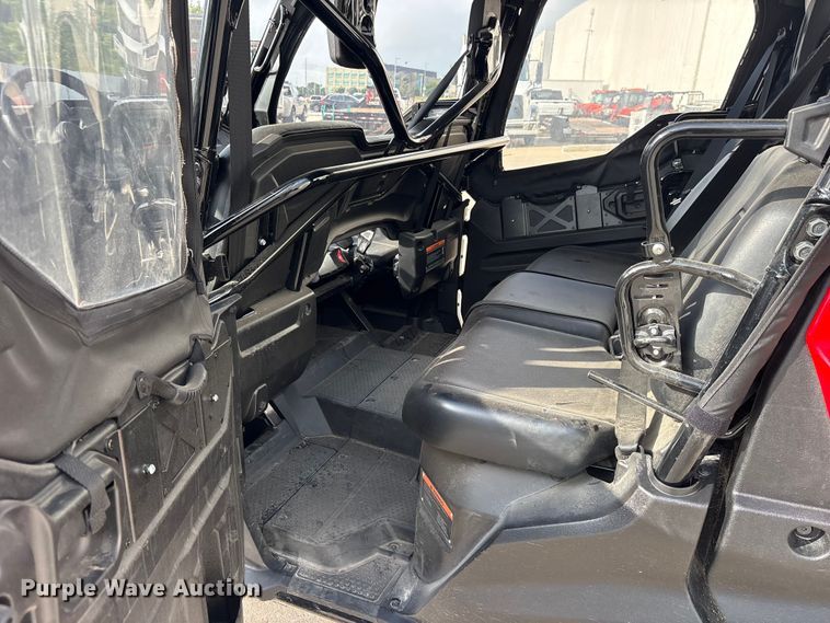 image for item ET0125 2023 Honda SXS1000M utility vehicle