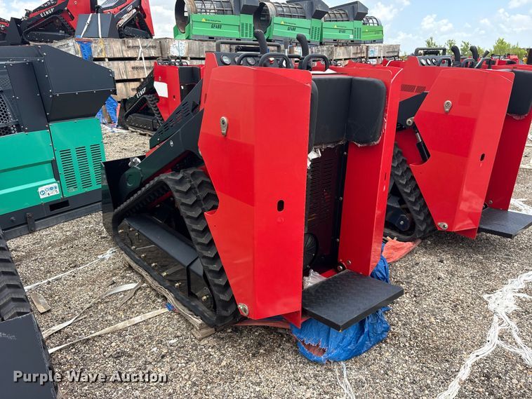 image for item ET0177 Erie SCL850 compact utility loader