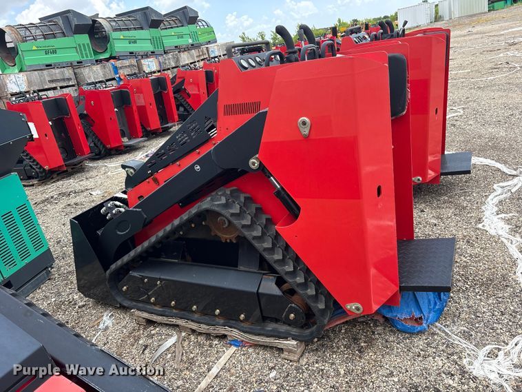 image for item ET0177 Erie SCL850 compact utility loader