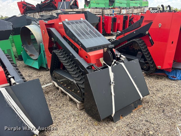 image for item ET0178 Erie SCL850 compact utility loader