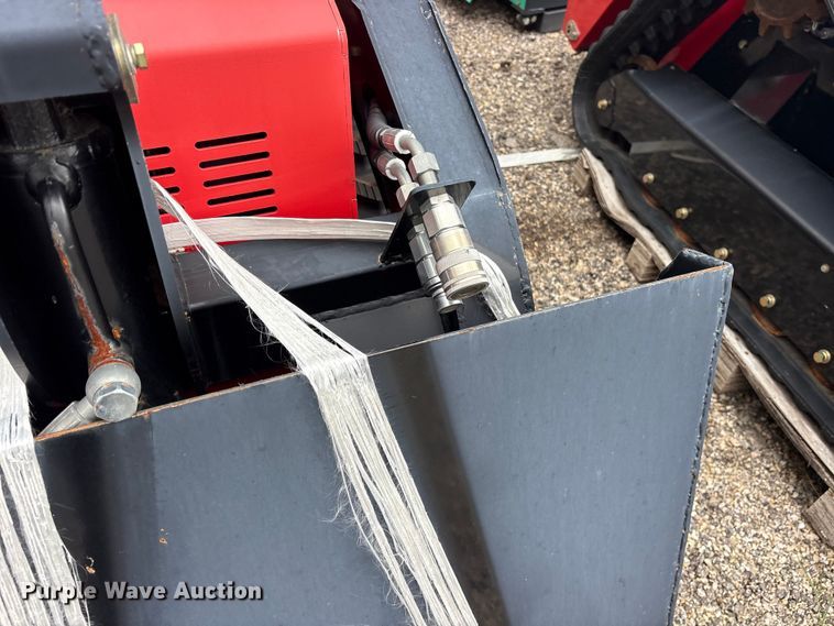 image for item ET0179 2024 Erie SCL850 compact utility loader