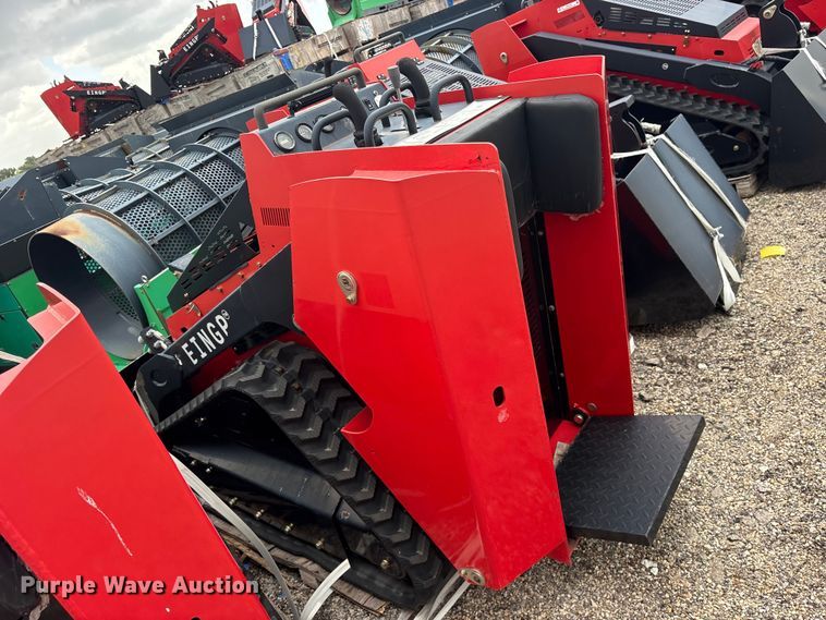 image for item ET0180 2024 Erie SCL850 compact utility loader