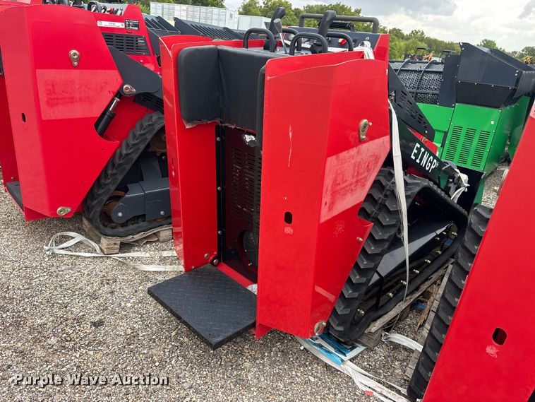 image for item ET0181 Erie SCL850 compact utility loader
