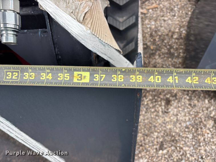 image for item ET0181 Erie SCL850 compact utility loader