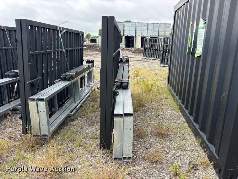image for item ET0263 Valley Pioneer F20 19.85' Manual Swing Gate
