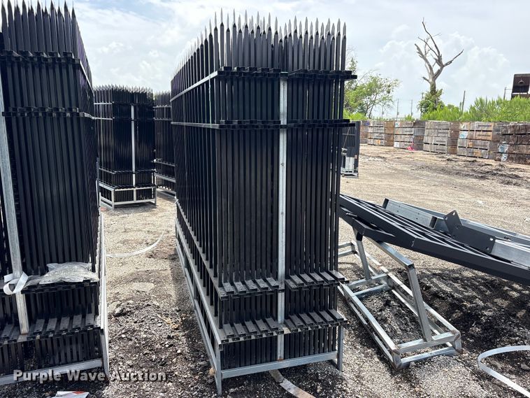 image for item ET0277 (22) Valley Pioneer F10 fence panels