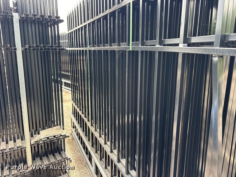 image for item ET0278 (22) Valley Pioneer F10 fence panels