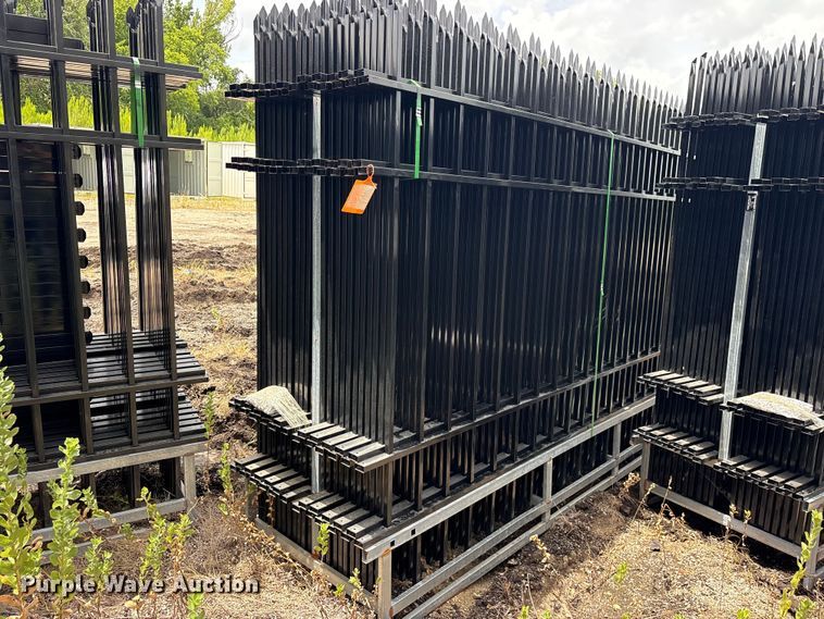 image for item ET0288 (22) Valley Pioneer F10 fence panels