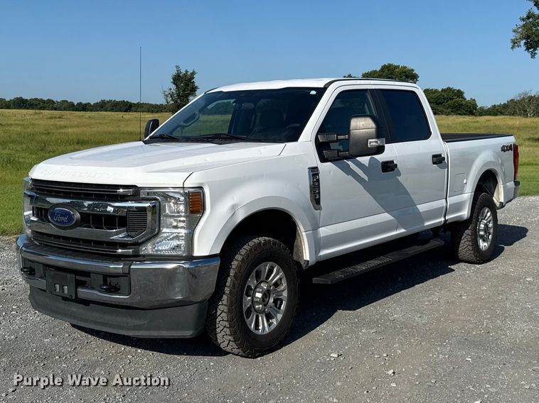 2020 Ford F250 Super Duty Crew Cab pickup truck