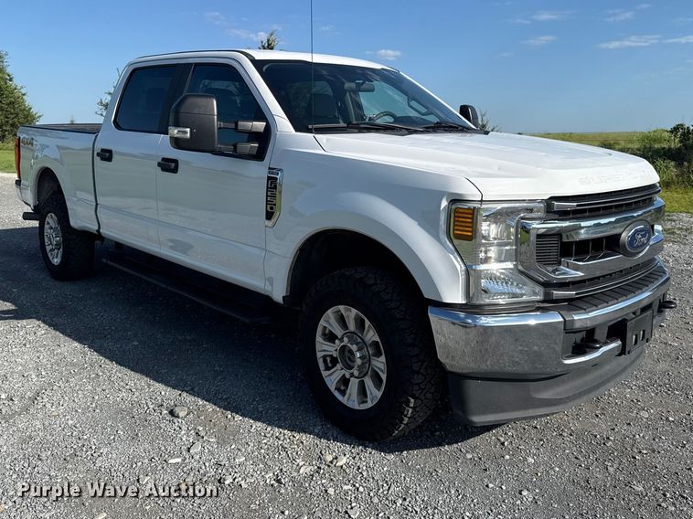 image for item ET6459 2020 Ford F250 Super Duty Crew Cab pickup truck