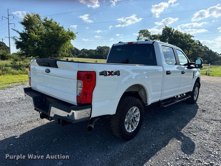 image for item ET6459 2020 Ford F250 Super Duty Crew Cab pickup truck