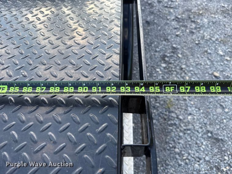image for item ET6460 2003 Dodge Ram 3500 Crew Cab flatbed pickup truck