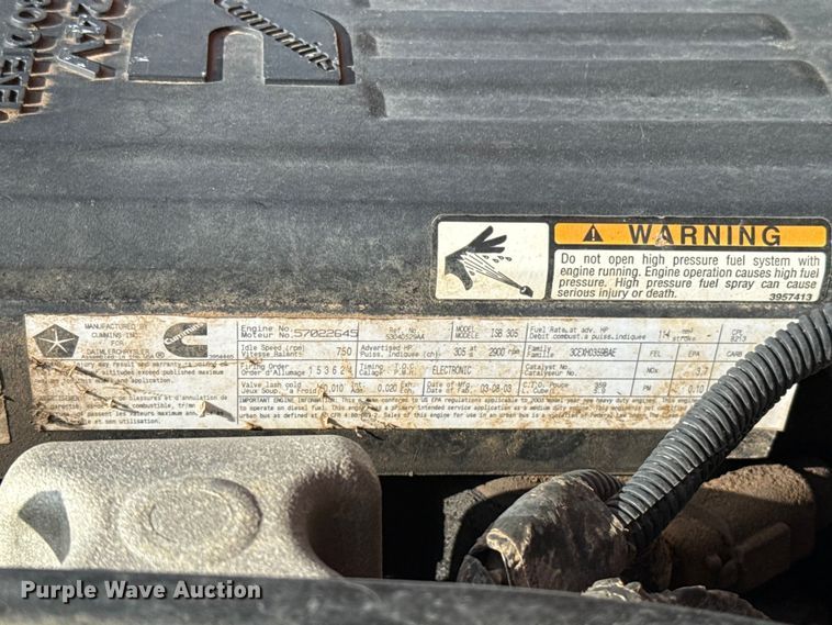 image for item ET6460 2003 Dodge Ram 3500 Crew Cab flatbed pickup truck