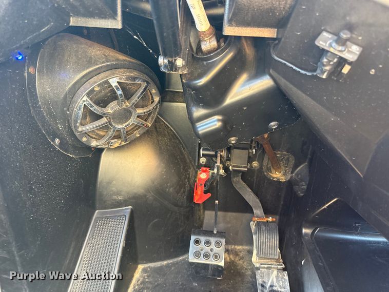 image for item ET6462 2019 Polaris General utility vehicle