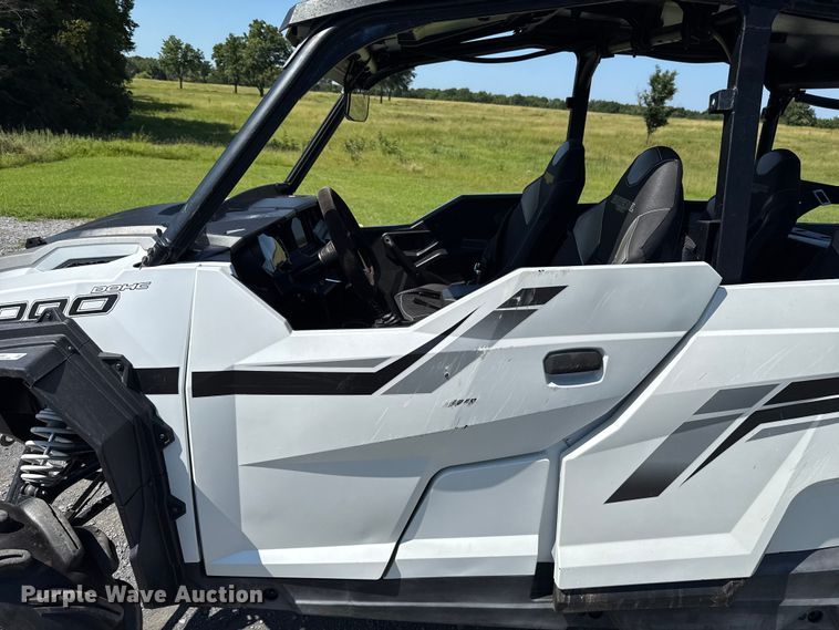 image for item ET6462 2019 Polaris General utility vehicle