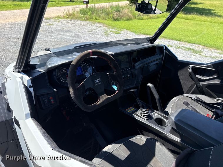 image for item ET6462 2019 Polaris General utility vehicle