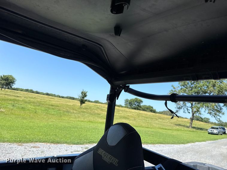 image for item ET6462 2019 Polaris General utility vehicle