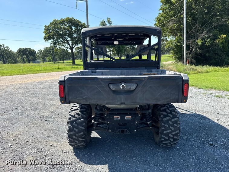 image for item ET6463 2021 Can-am Defender Max utility vehicle