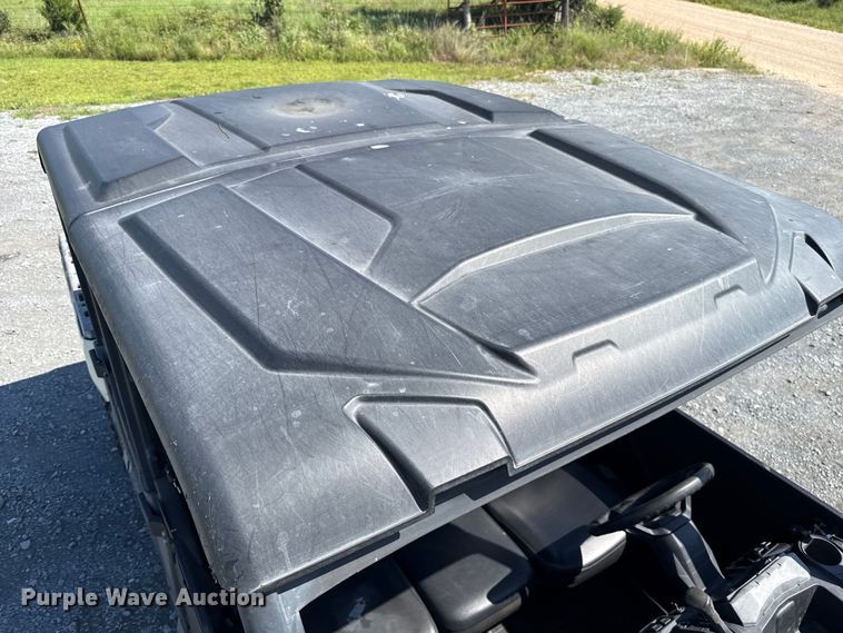 image for item ET6463 2021 Can-am Defender Max utility vehicle