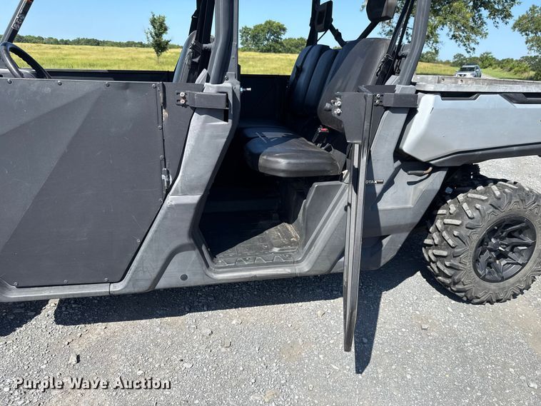 image for item ET6463 2021 Can-am Defender Max utility vehicle