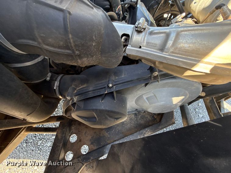 image for item ET6463 2021 Can-am Defender Max utility vehicle