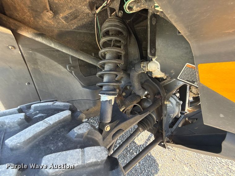 image for item ET6463 2021 Can-am Defender Max utility vehicle