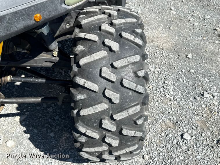 image for item ET6463 2021 Can-am Defender Max utility vehicle