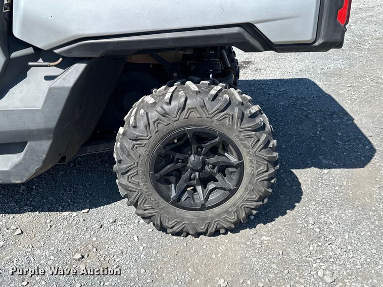 image for item ET6463 2021 Can-am Defender Max utility vehicle