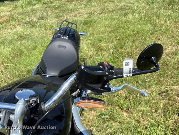 image for item ET6465 2023 BMW R18 motorcycle