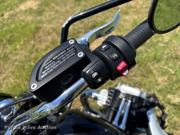 image for item ET6465 2023 BMW R18 motorcycle