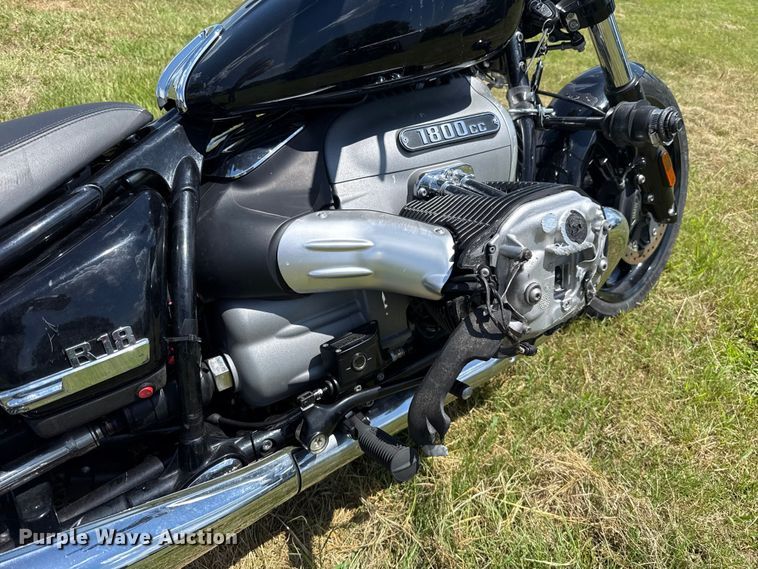 image for item ET6465 2023 BMW R18 motorcycle