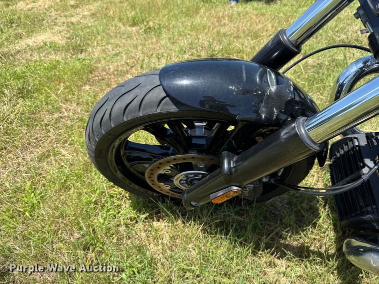 image for item ET6465 2023 BMW R18 motorcycle
