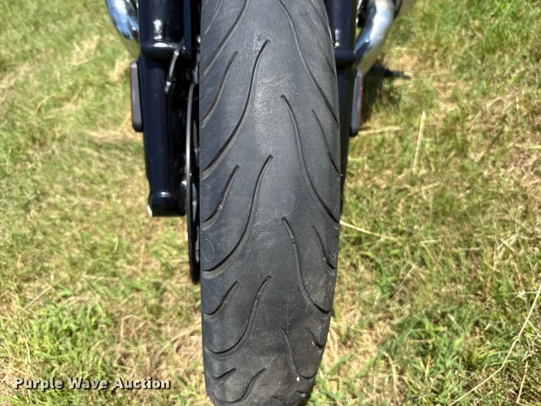 image for item ET6465 2023 BMW R18 motorcycle