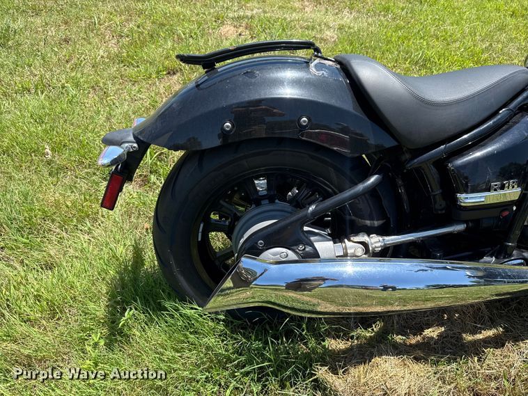 image for item ET6465 2023 BMW R18 motorcycle