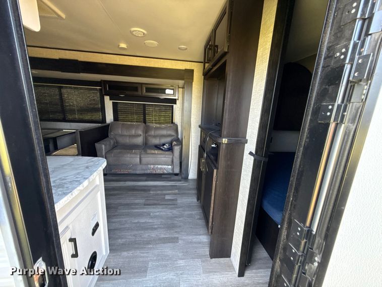 image for item ET6470 2022 Jayco 267BHS camper
