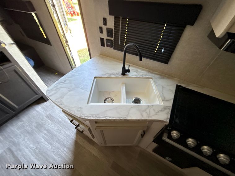image for item ET6470 2022 Jayco 267BHS camper