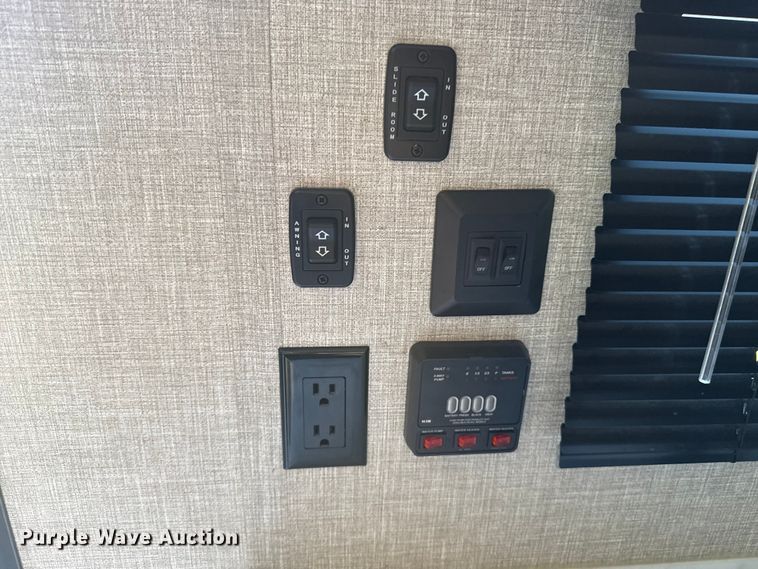 image for item ET6470 2022 Jayco 267BHS camper