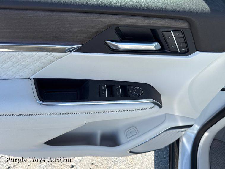 image for item ET6473 2026 GMC Acadia SUV