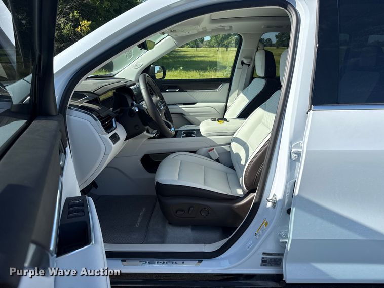image for item ET6473 2026 GMC Acadia SUV