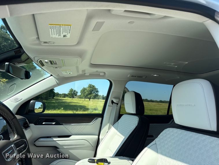 image for item ET6473 2026 GMC Acadia SUV