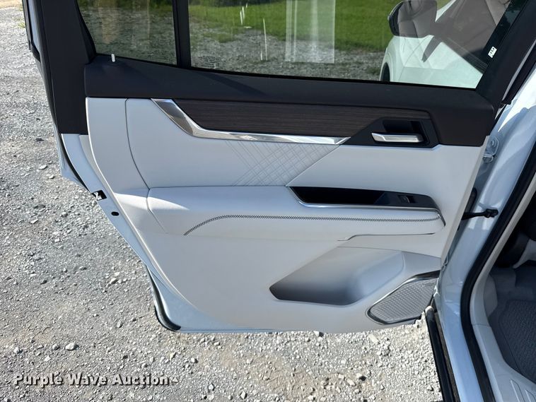 image for item ET6473 2026 GMC Acadia SUV